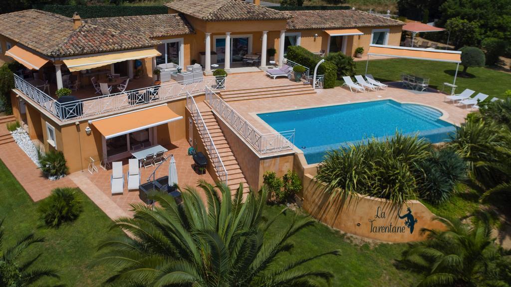 La Tarentane Hotel Grimaud Exterior photo